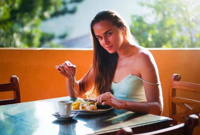Forcing the role in losing weight has nutrition