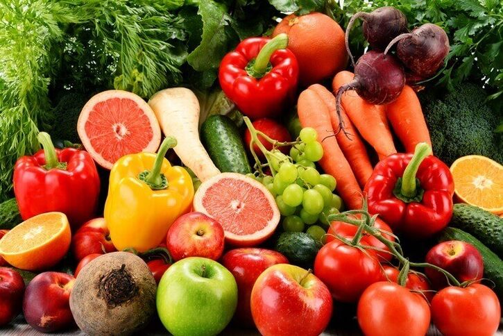 Your daily weight loss diet can include most vegetables and fruits